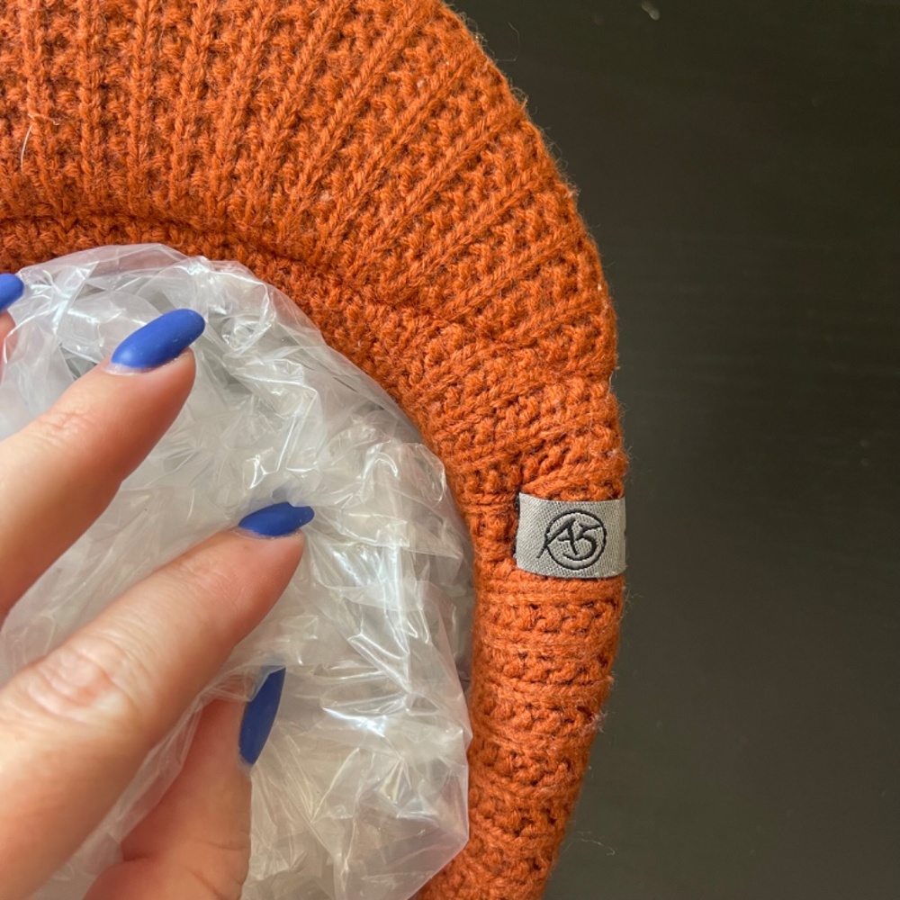 The North Face Knit Orange/Gray Hat - Picture 5 of 6